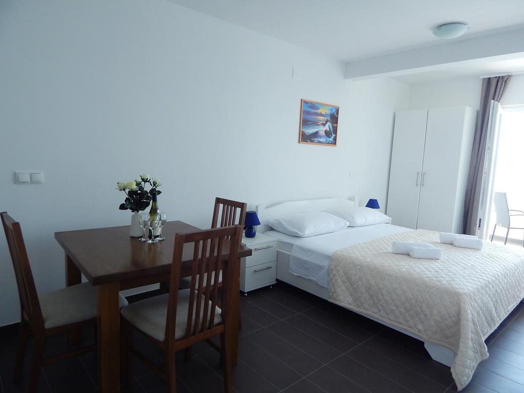 פודסטראנה Apartments King מראה חיצוני תמונה